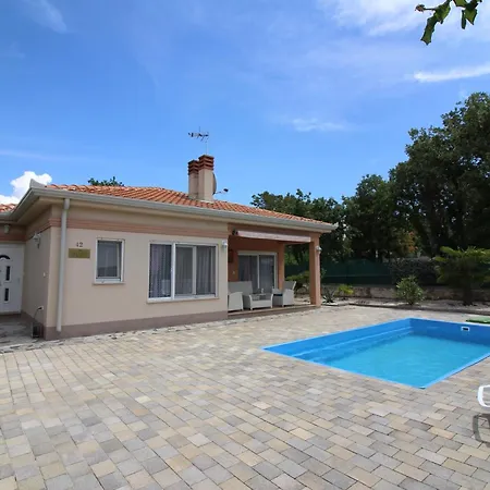 Bianca Villa Tar-Vabriga
